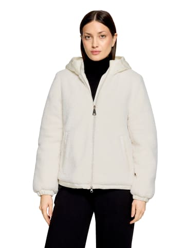 Betty Barclay Plüschjacke mit Kapuze in Weiß