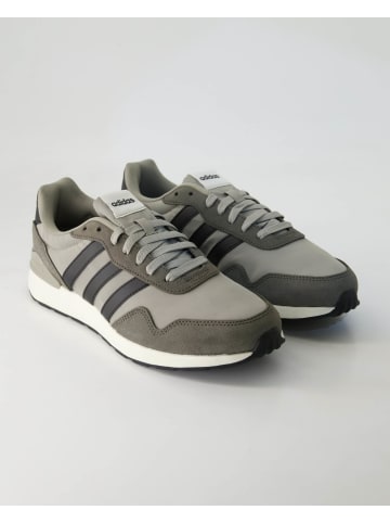 adidas Fitnessschuhe in Grau