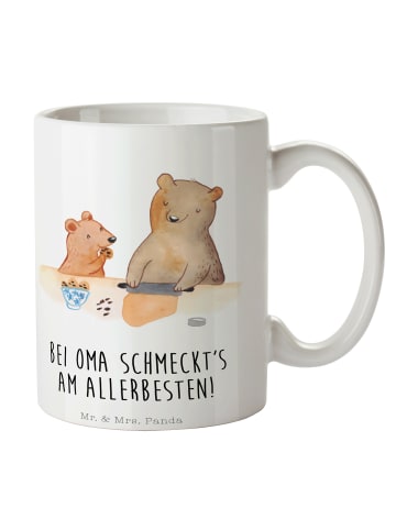 Mr. & Mrs. Panda bedruckte tasse Oma Backen mit Spruch in Weiß