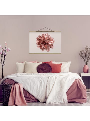 WALLART Stoffbild - Dahlie Blume Rosegold Metallic in Rot