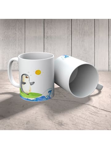 Mr. & Mrs. Panda Plastikbecher Pinguin Surfer ohne Spruch in Weiß