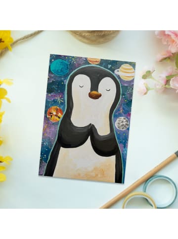 Mr. & Mrs. Panda Postkarte Pinguin Universum Design ohne Spruch in Weiß