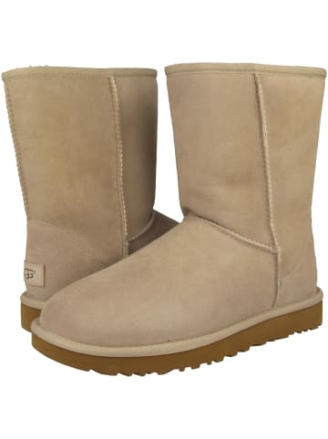 UGG Boots Classic Short II in beige