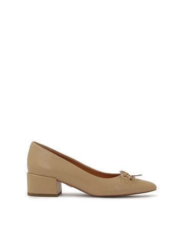 Kazar Pumps in Beige