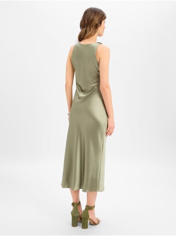 Marie Lund Kleid in schilf - 0002