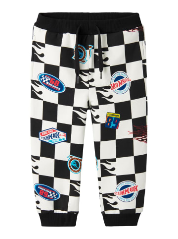 name it Hose in Black