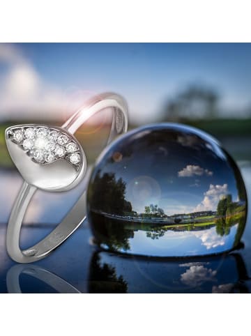 GoldDream 333 Weißgold - 8 Karat Damen Ringe Blatt Fingerring  56 (17,8)