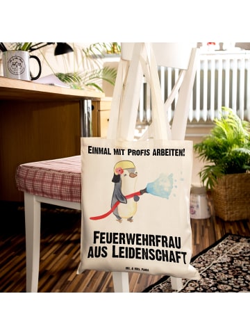 Mr. & Mrs. Panda Shopper Feuerwehrfrau Leidenschaft mit Spruch in Creme