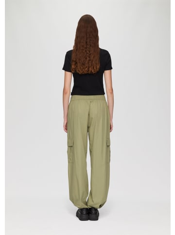 QS Hose in 7282_olivgrün