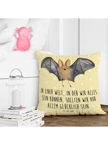 Mr. & Mrs. Panda Deko Kissen Fledermaus Flügel mit Spruch in Gelb Pastell