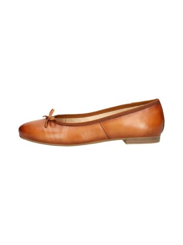 Bugatti Ballerina in cognac
