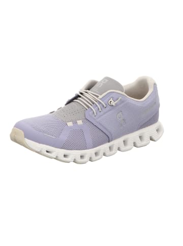 On Schnürschuh in grau