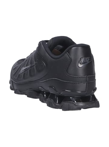 Nike Sneaker REAX 8 NSW in schwarz