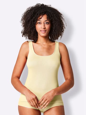 Nina von C. Achseltop in zitrone