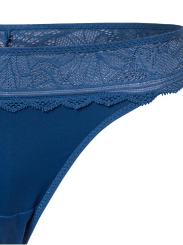 Chantelle Slip in royal - 0001