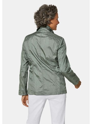 GOLDNER Kurzgröße:  Freizeitjacke mit Steppdetails in salbei
