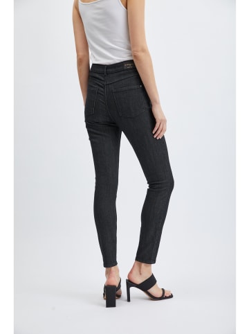 orsay Jeans in Schwarz