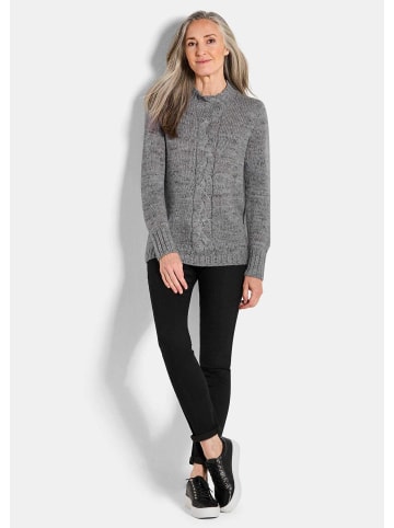 GOLDNER Kurzgröße:  Strickpullover Hüftlanger Langarm Pullover, Zopfstrick in grau / gemustert