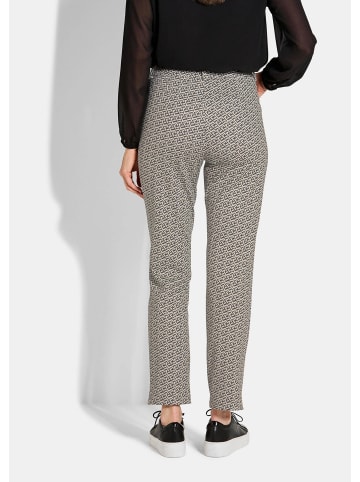 GOLDNER Slim Fit Printhose mit hohem Bund in beige / schwarz / gemustert