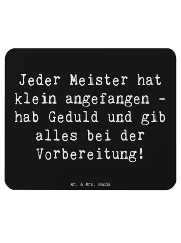 Mr. & Mrs. Panda Mauspad Spruch Wettkampfvorbereitung meistern m... in Schwarz