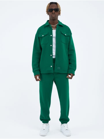 Megaman Jacke Jogginghose Set Oversize in Grün