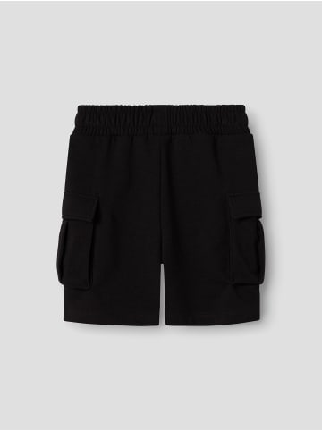 name it Cargoshorts in Black