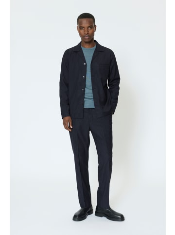 Matinique Overshirts MAlanden Gerade Passform in Navy Pinstripe