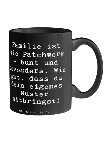 Mr. & Mrs. Panda Tasse Adoptivkind Patchworkfamilie mit Spruch in Schwarz