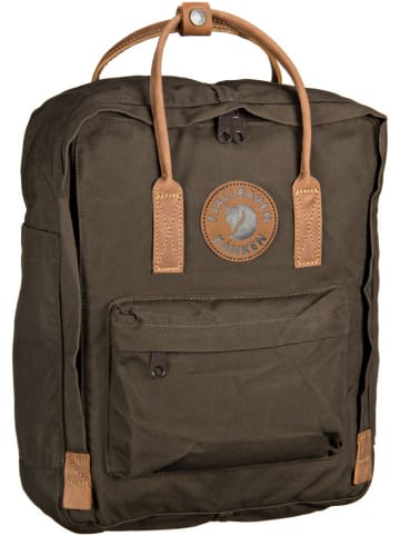 FJÄLLRÄVEN Rucksack / Backpack Kanken No.2 in Dark Olive