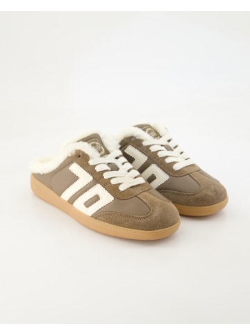 Back 70 Slip On Sneaker in Braun