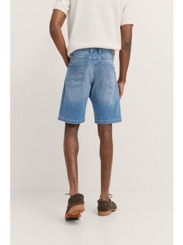 Bugatti Jeans-Bermuda in 335-blau
