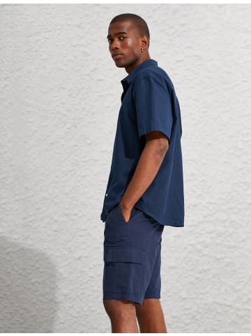 KOTON Shorts in Marineblau