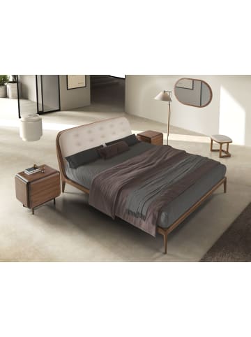Angel Cerdá Bett 7236 in Sand / Walnuss – (B)195 x (H)103 x (T)223 cm