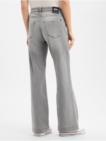 BRAX  Jeans Magic Maine in grau