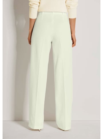 MADELEINE Elegante Bügelfaltenhose mit weitem Bein in perlweiß