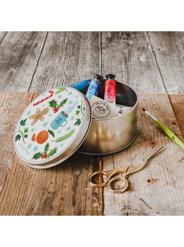 Mr. & Mrs. Panda Dose Winter mit Spruch in Bunt