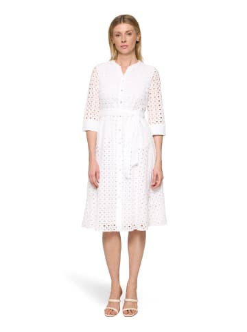 BETTY & CO Hemdblusenkleid mit Bindegürtel in Weiß