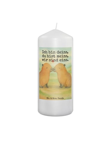 Mr. & Mrs. Panda Weihnachtskerze Capybara Liebe Design mit Spruch in Weiß