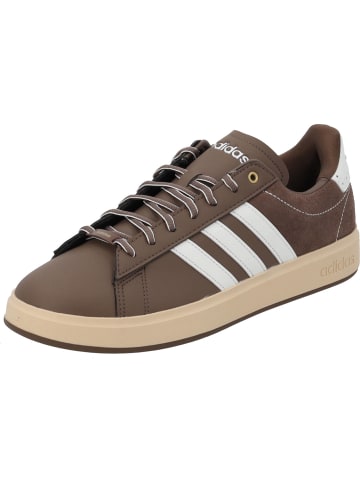 adidas Sneakers Low in earth strata/white/gold