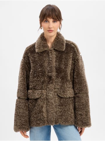 edited Kunstfelljacke Amia in schlamm - 0001