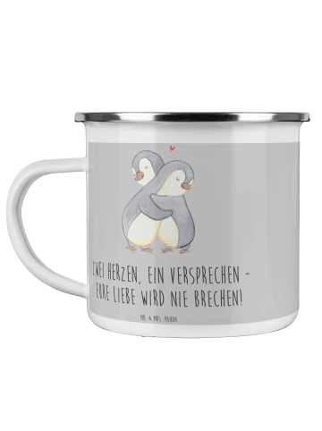 Mr. & Mrs. Panda Camping Emaille Tasse StandeMenschtliche Trauung V... in Heather Grey