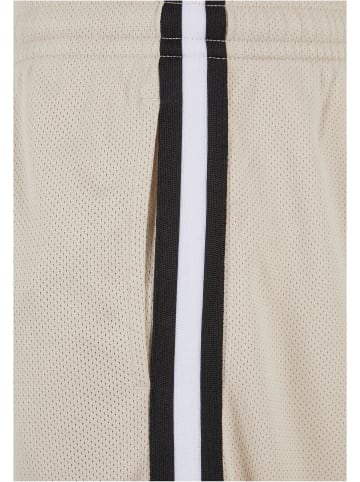 Urban Classics Mesh-Shorts in softseagrass/black/white