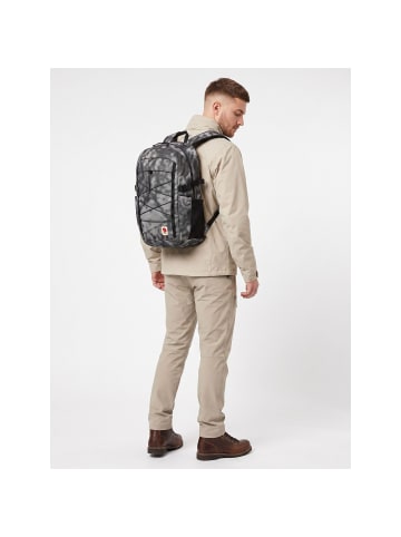 FJÄLLRÄVEN Skule 24 L Daypack 47 cm fossil-shade