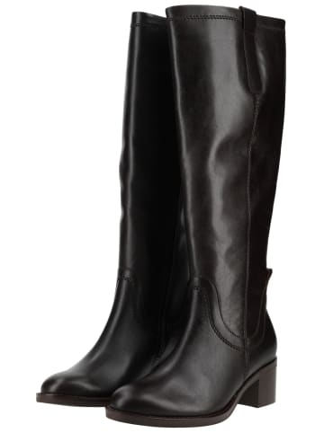 Gabor Stiefel in Moro