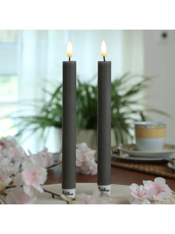 Adilina 2x LED Stabkerzen LINA Rustik-Optik Echtwachs H: 24cm in grau