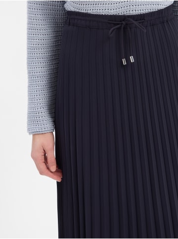 comma Rock in marine