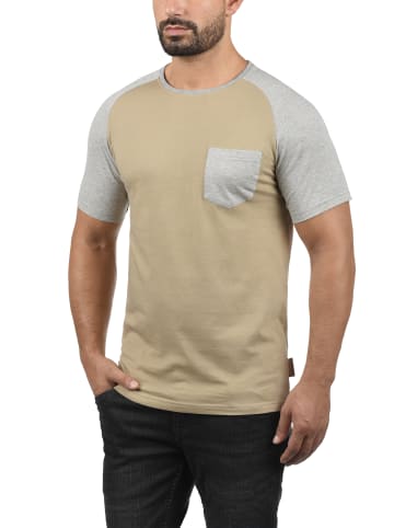 INDICODE Rundhalsshirt IDGresham 40-130MM Kurzarmshirt im Baseball-Look in Braun