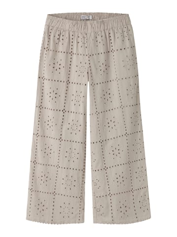 name it Hose in Chateau Gray