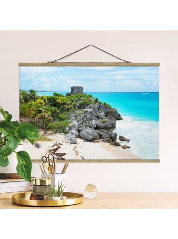 WALLART Stoffbild mit Posterleisten - Karibikküste Tulum Ruinen in Grün