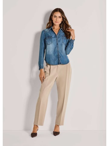 MADELEINE Lässige Denim-Bluse mit Hemdkragen in bleached